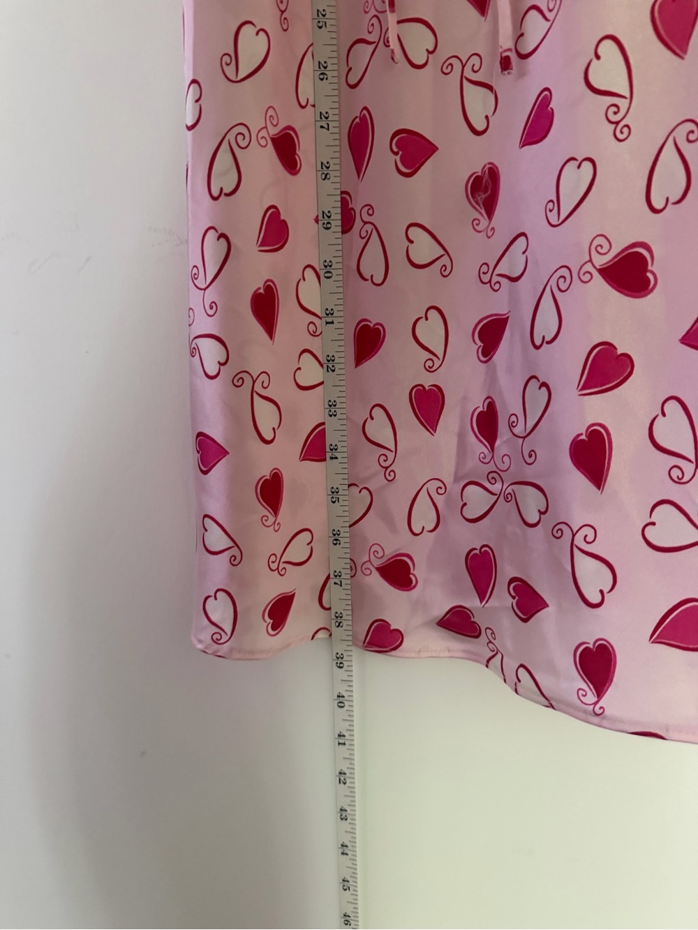Victorian vintage Jaclyn Smith Pink and Red Heart-Print Satin Sleep Slip set - Picture 4 of 6